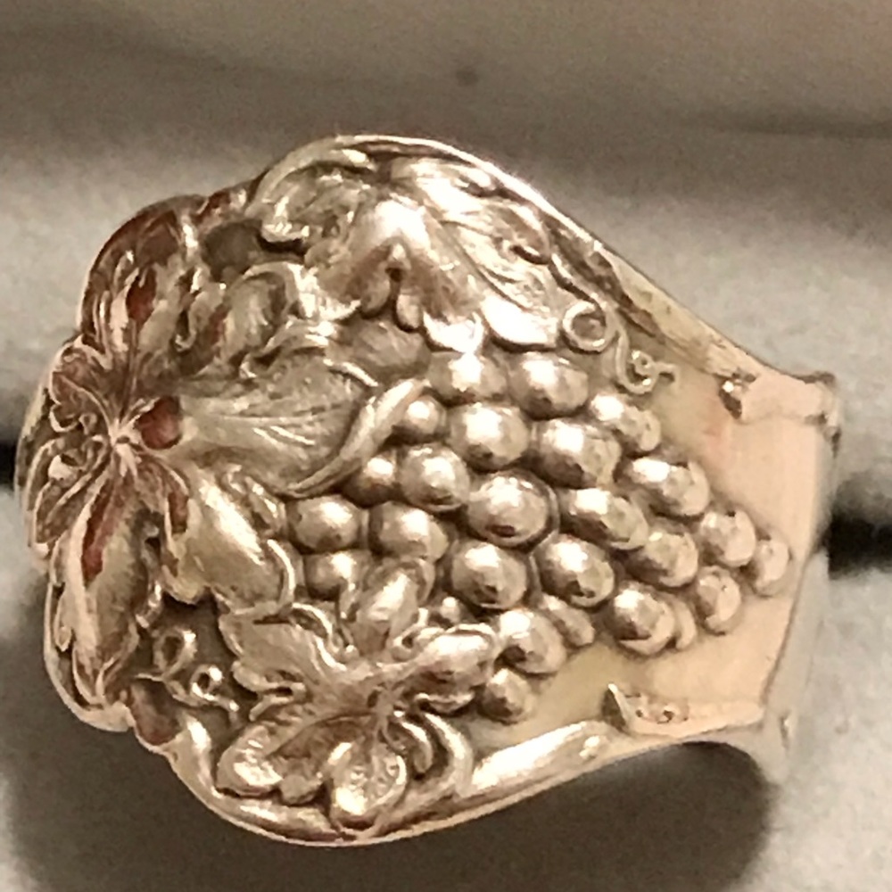 Paye & Baker Sterling Silver Spoon Ring 9 “Grapes”